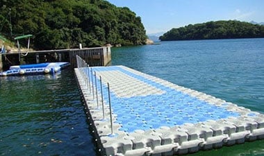 floating dock